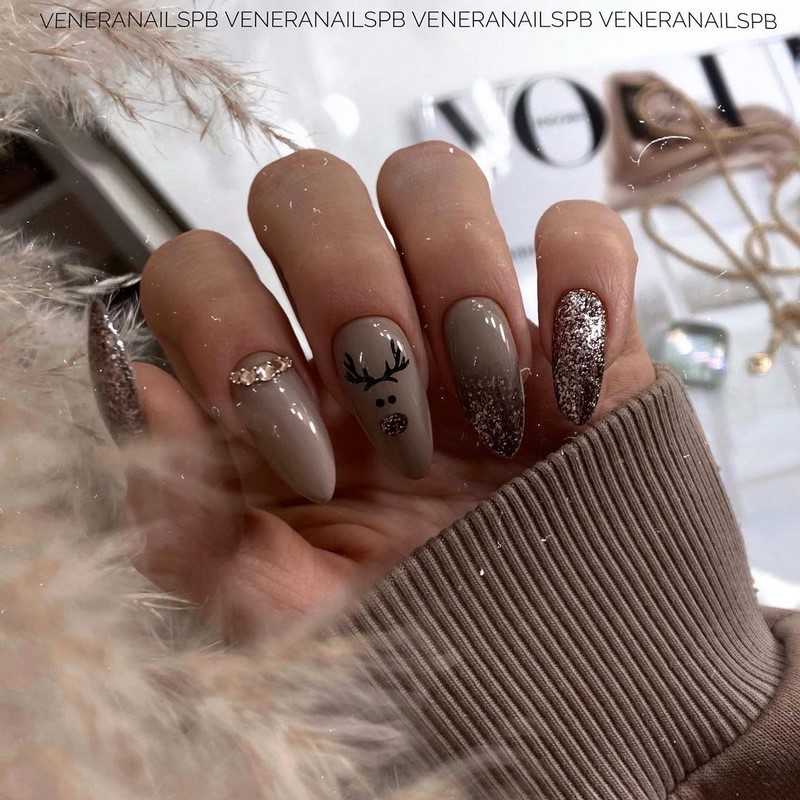 Модный маникюр осень-зима 2026-2027: фото-примеры