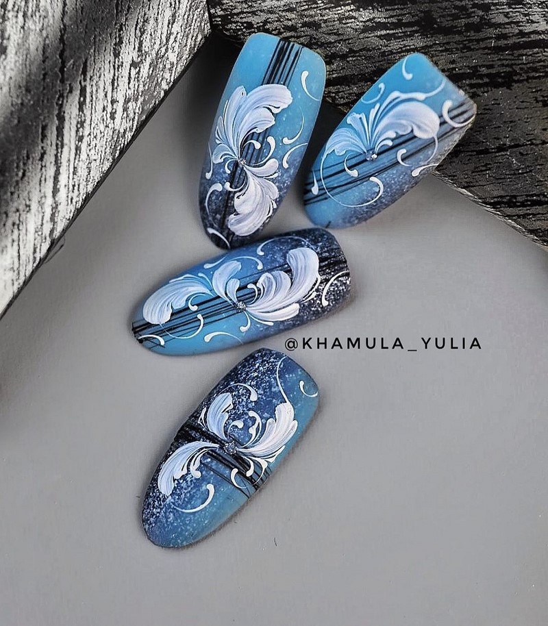 Модный маникюр осень-зима 2026-2027: фото-примеры