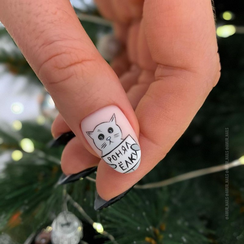 Модный маникюр осень-зима 2026-2027: фото-примеры