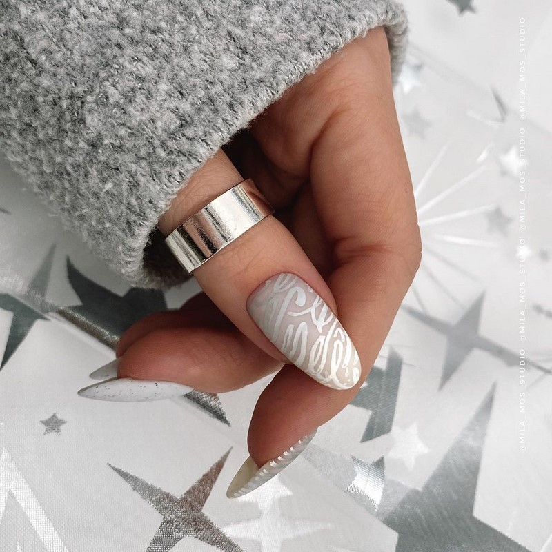 Модный маникюр осень-зима 2026-2027: фото-примеры