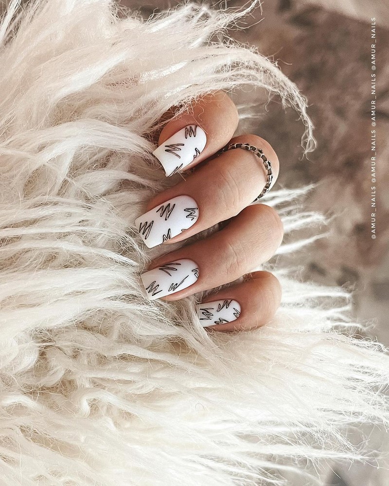 Модный маникюр осень-зима 2026-2027: фото-примеры