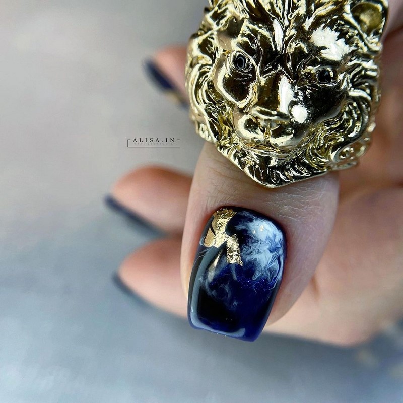 Модный маникюр осень-зима 2026-2027: фото-примеры