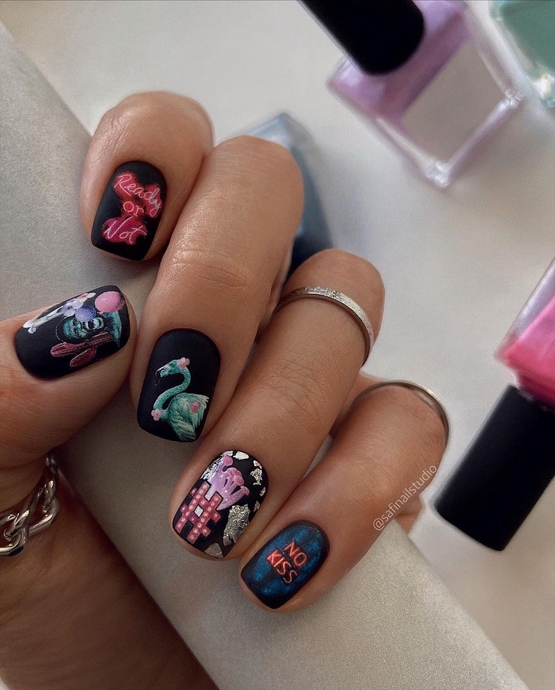 Актуальный черный маникюр 2026 – 10 тенденций в новом сезоне