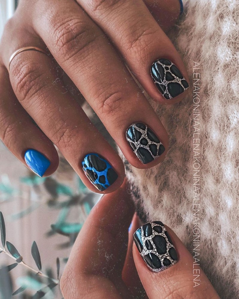 Актуальный черный маникюр 2026 – 10 тенденций в новом сезоне