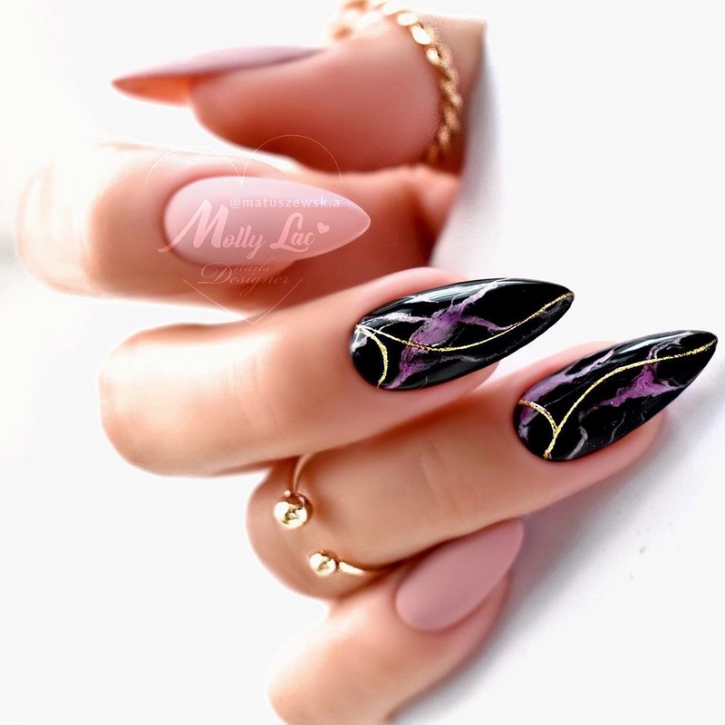 Актуальный черный маникюр 2026 – 10 тенденций в новом сезоне