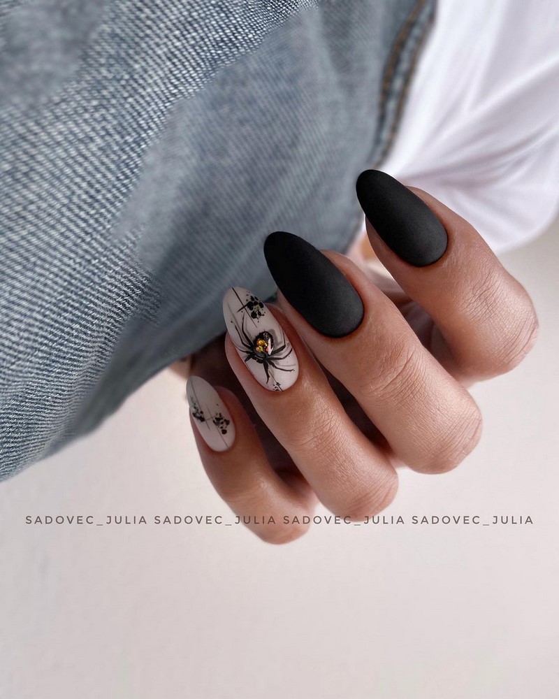 Актуальный черный маникюр 2026 – 10 тенденций в новом сезоне