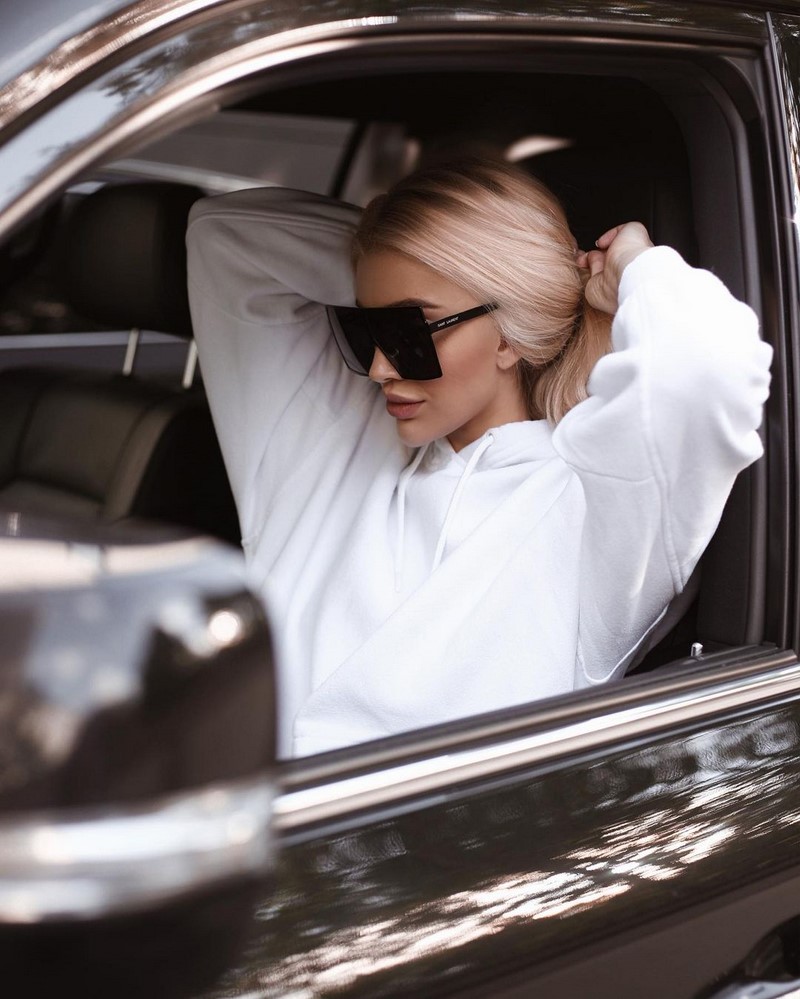 Модные солнцезащитные очки 2026: фото, тренды