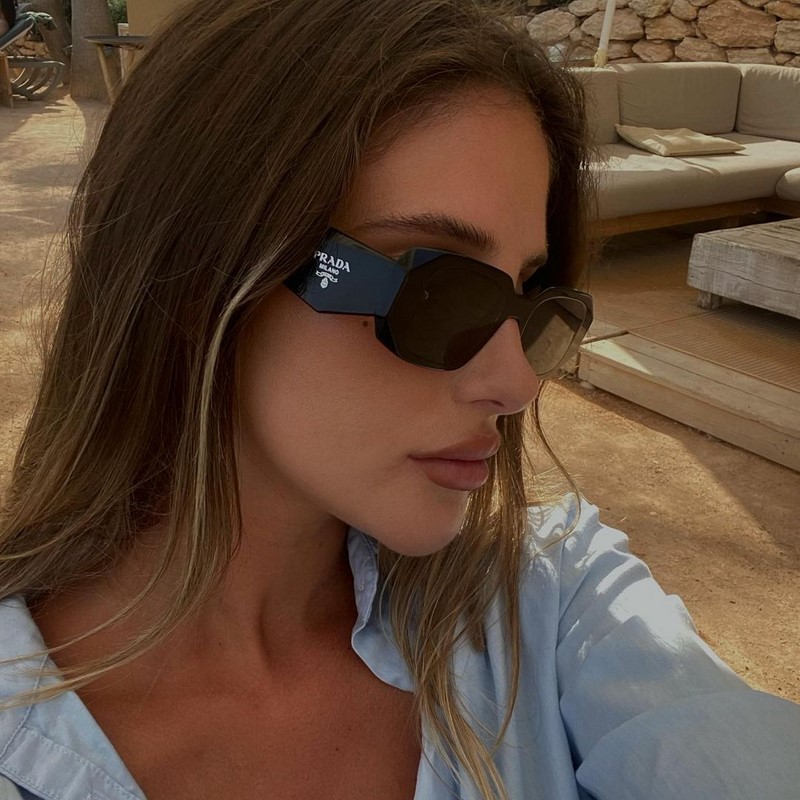 Модные солнцезащитные очки 2026: фото, тренды