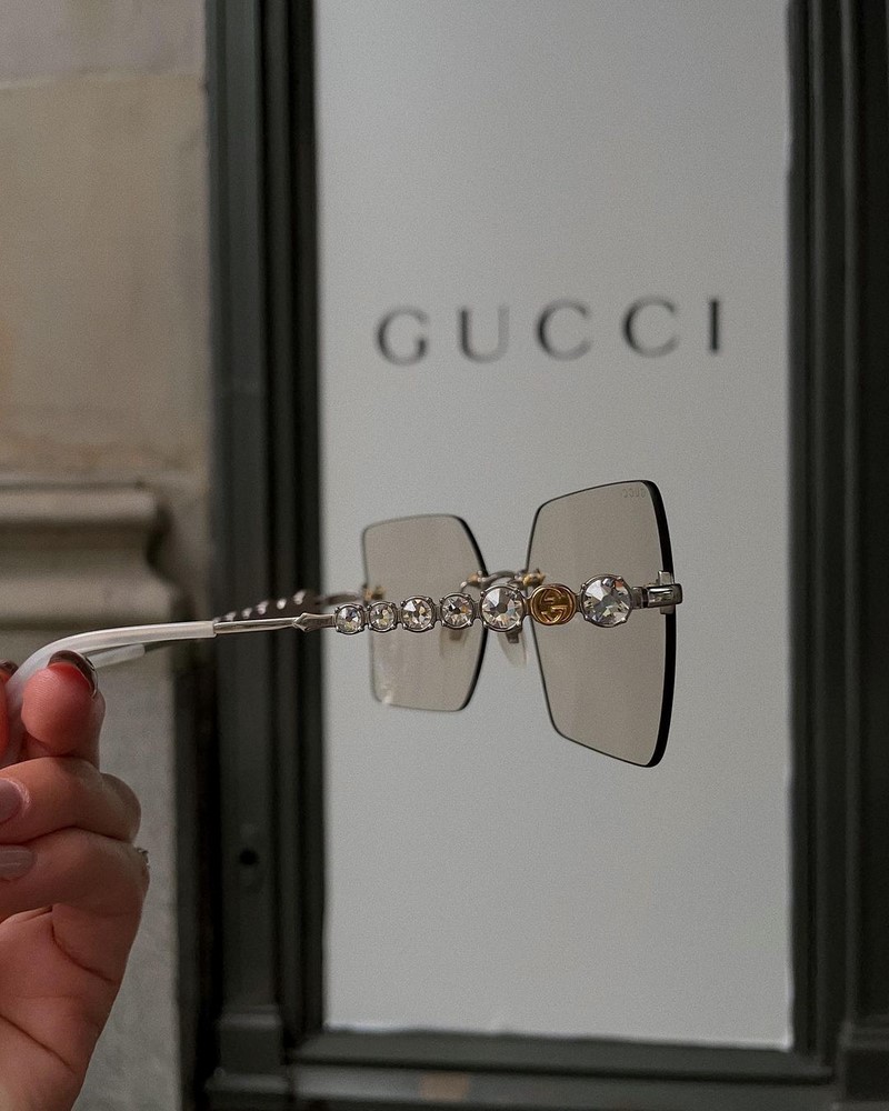 Модные солнцезащитные очки 2026: фото, тренды