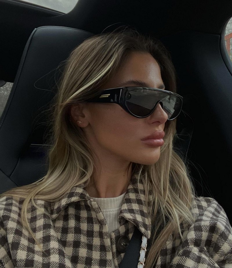 Модные солнцезащитные очки 2026: фото, тренды