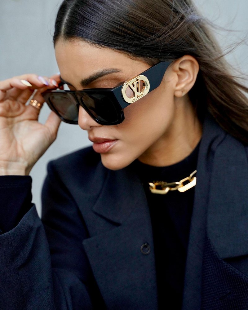 Модные солнцезащитные очки 2026: фото, тренды