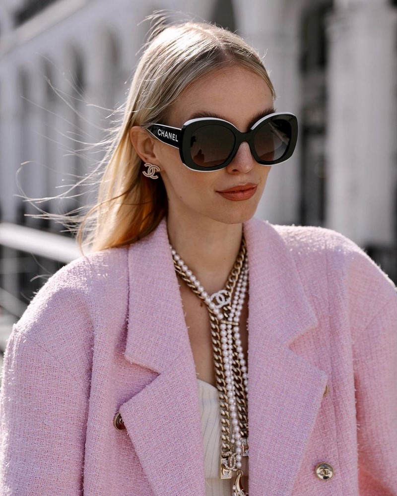 Модные солнцезащитные очки 2026: фото, тренды