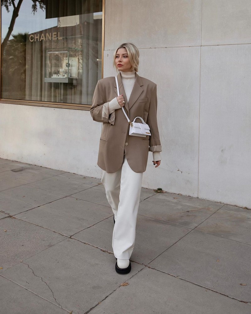 Офисная мода и деловой стиль одежды 2026: фото-примеры