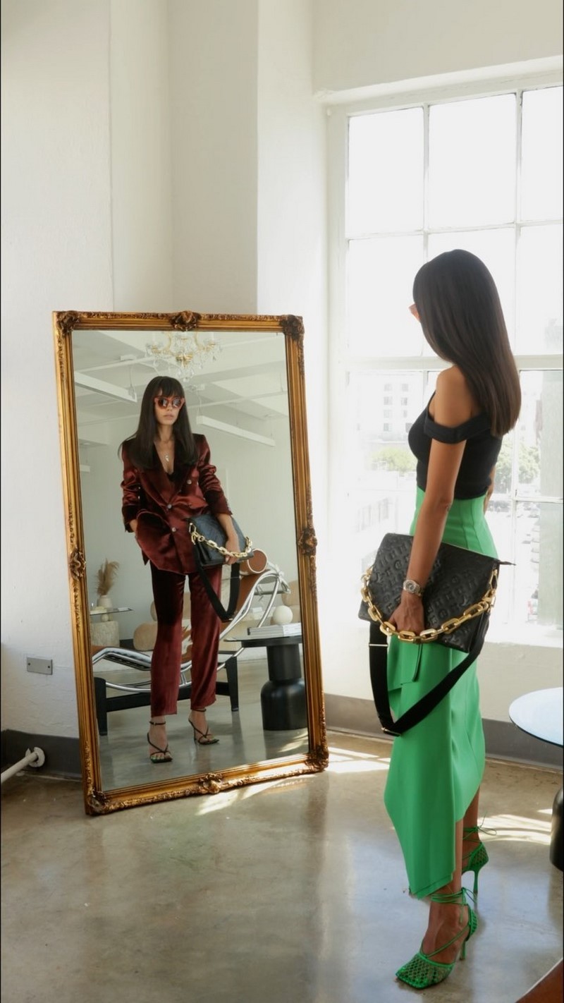 Модные женские брючные костюмы 2026: фото, новинки, тренды