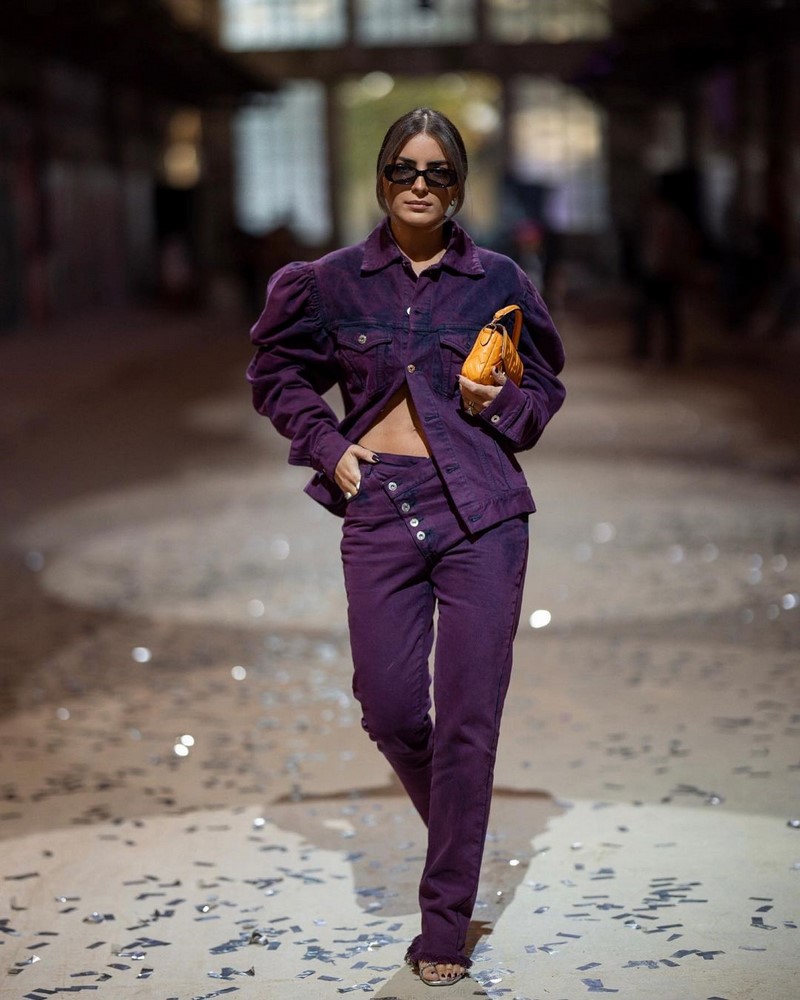 Модные женские брючные костюмы 2026: фото, новинки, тренды