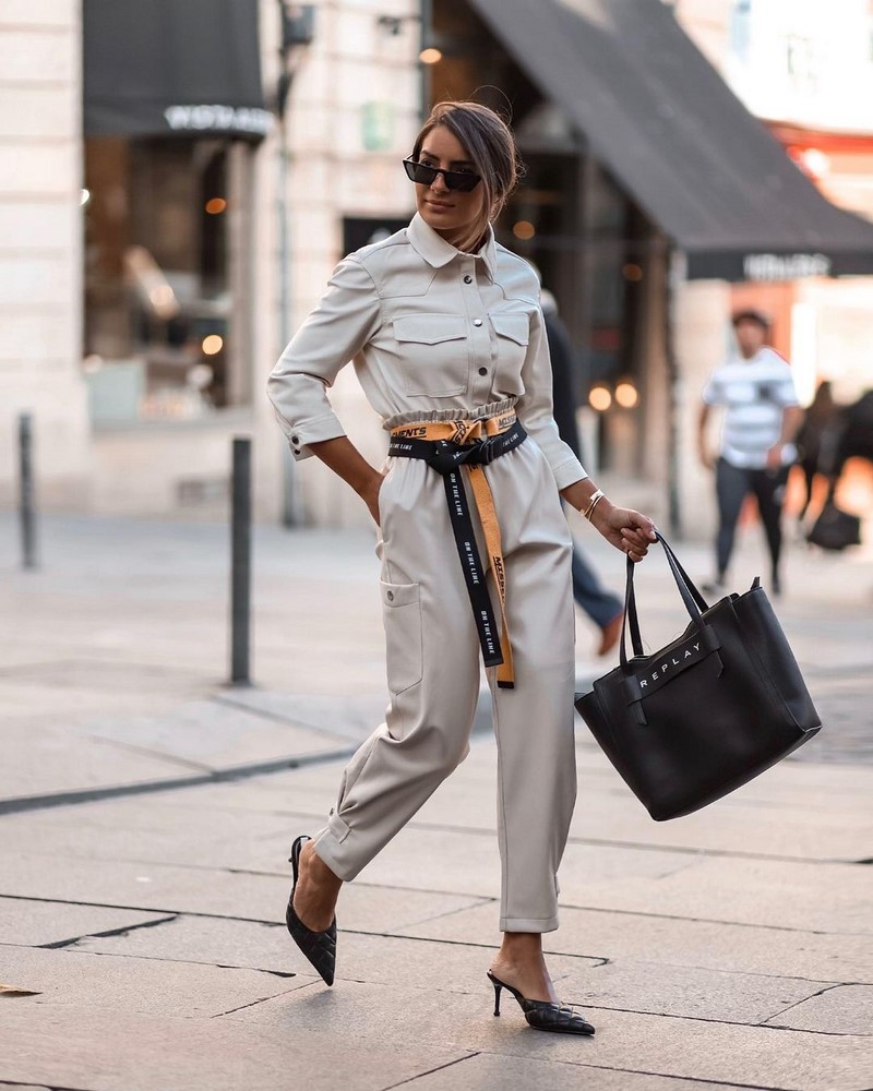 Модные женские брючные костюмы 2026: фото, новинки, тренды