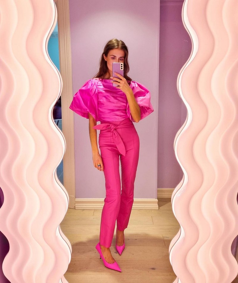 Как нарядиться на Новый год 2027? Идеи новогодних образов — фото