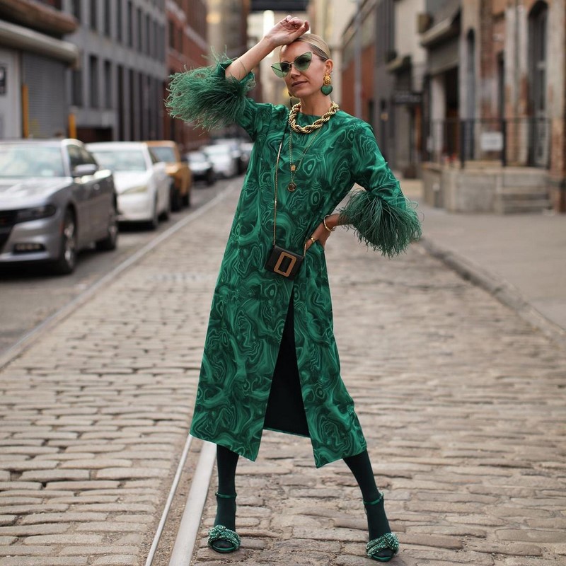 Как нарядиться на Новый год 2027? Идеи новогодних образов — фото