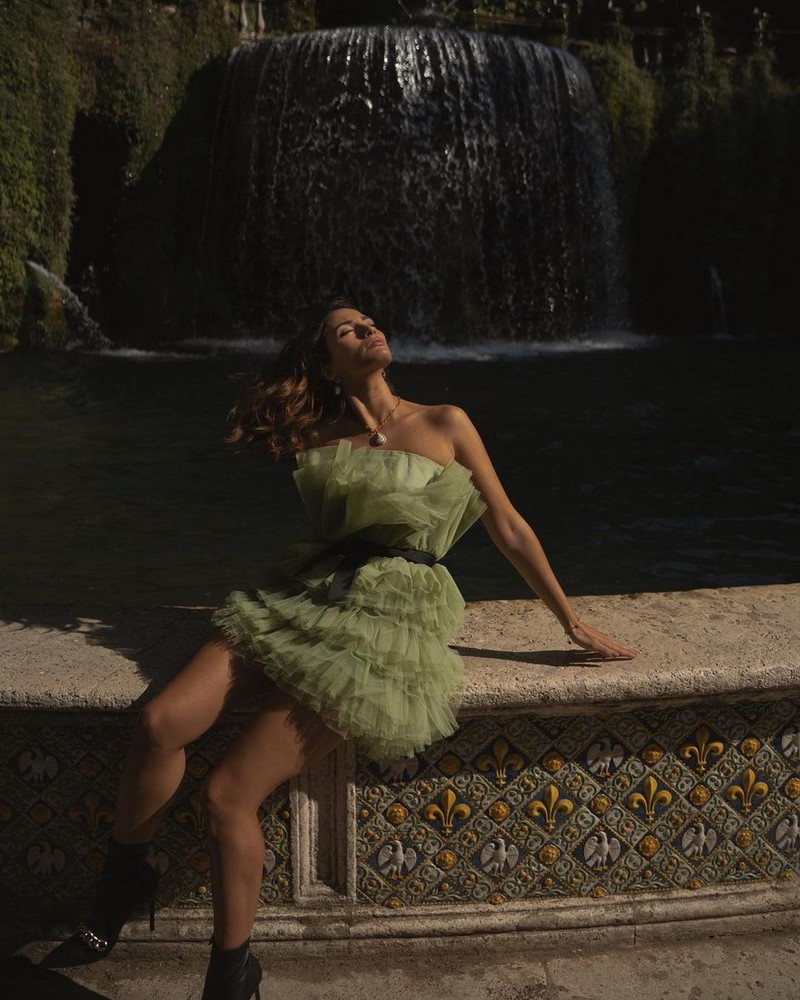 Как нарядиться на Новый год 2027? Идеи новогодних образов — фото