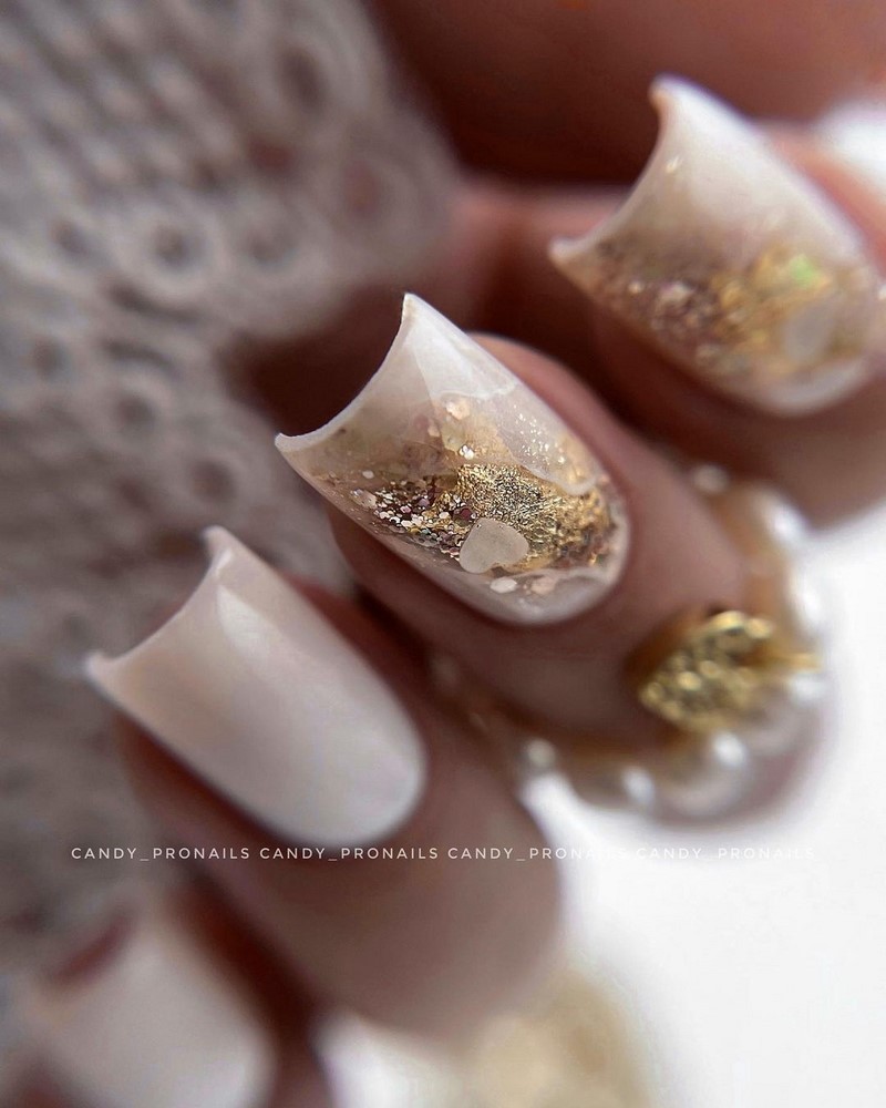 Безупречный «квадрат»: новинки маникюра 2026 с фото