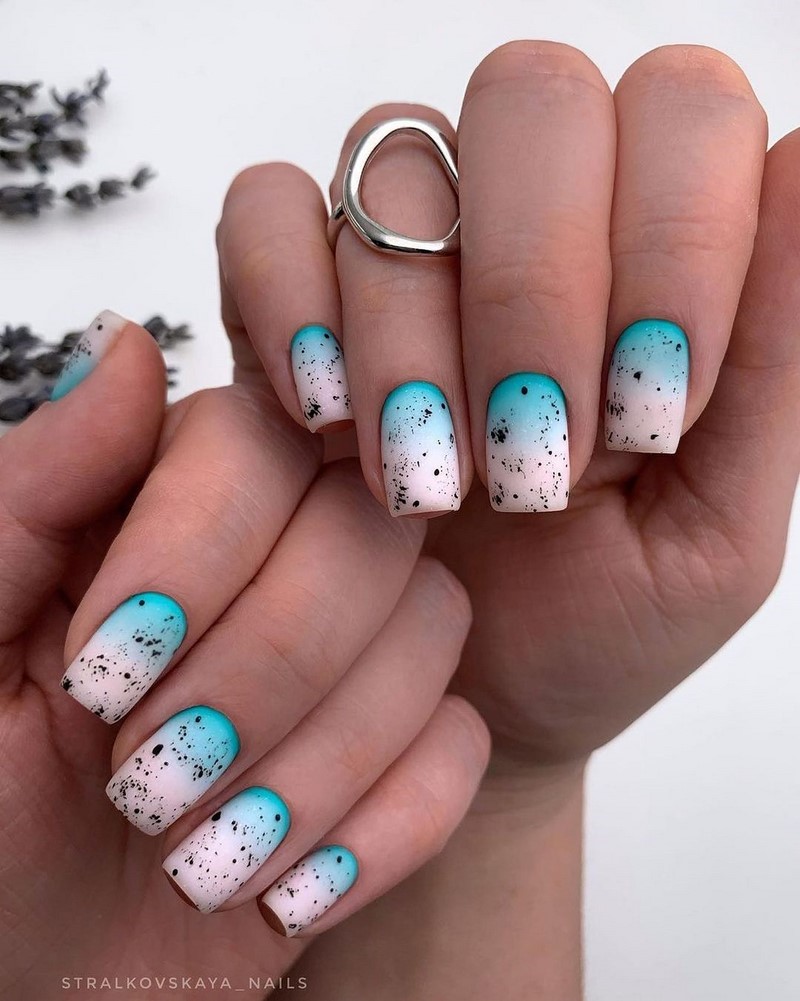 Безупречный «квадрат»: новинки маникюра 2026 с фото