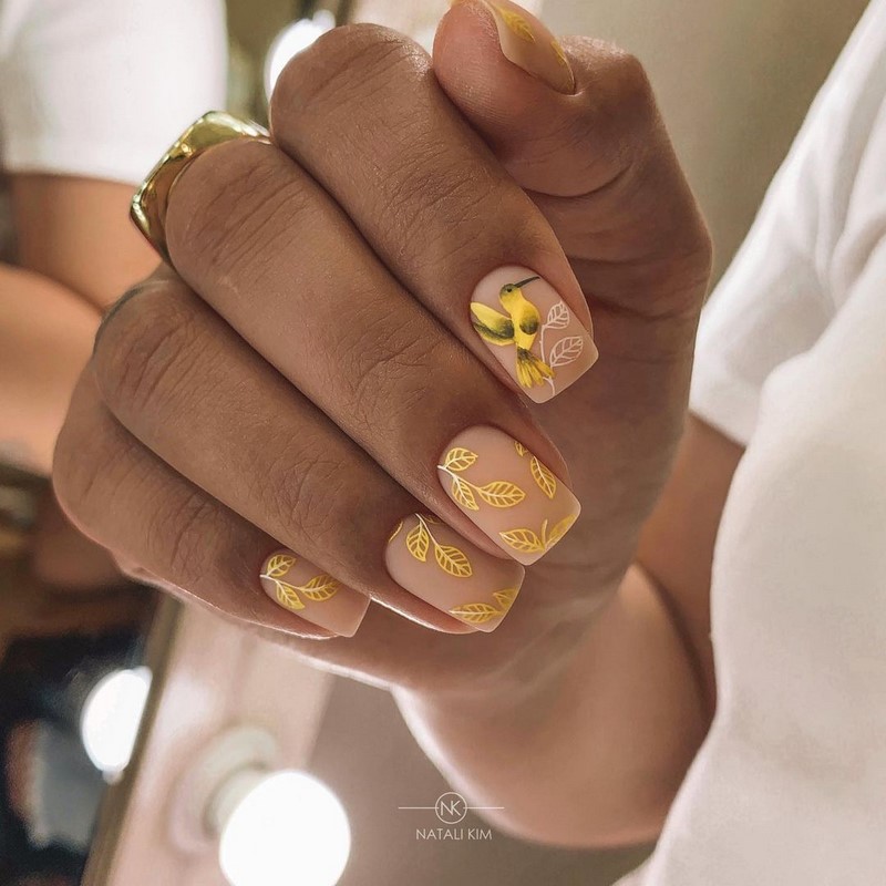 Безупречный «квадрат»: новинки маникюра 2026 с фото