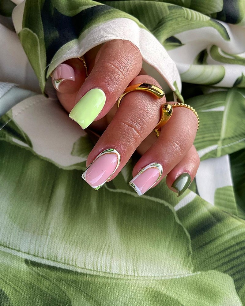 Безупречный «квадрат»: новинки маникюра 2026 с фото