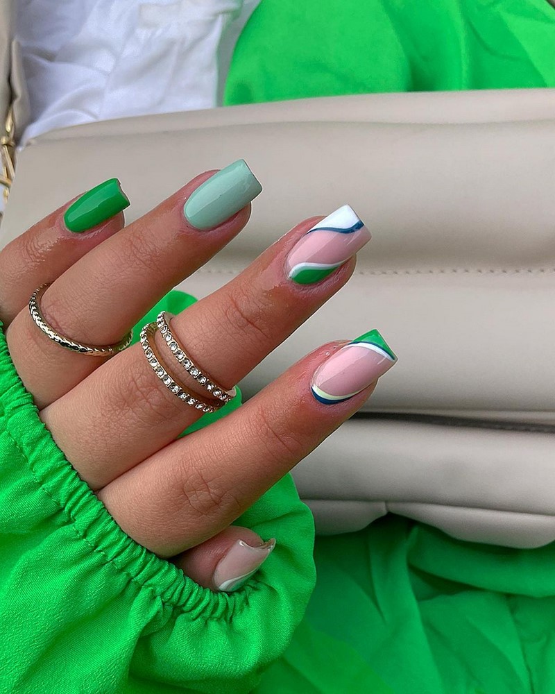 Безупречный «квадрат»: новинки маникюра 2026 с фото