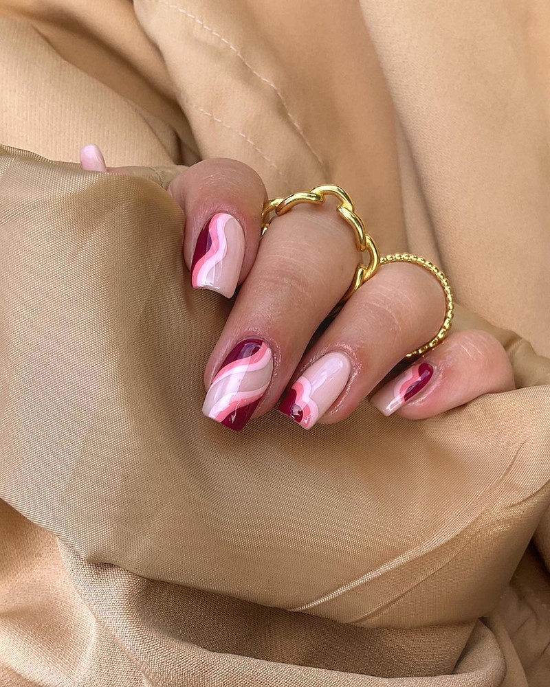 Безупречный «квадрат»: новинки маникюра 2026 с фото