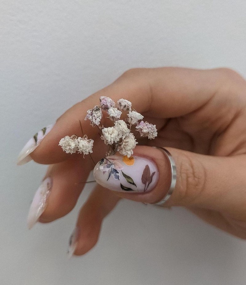 Модные рисунки на ногтях 2026: фото, новинки, идеи