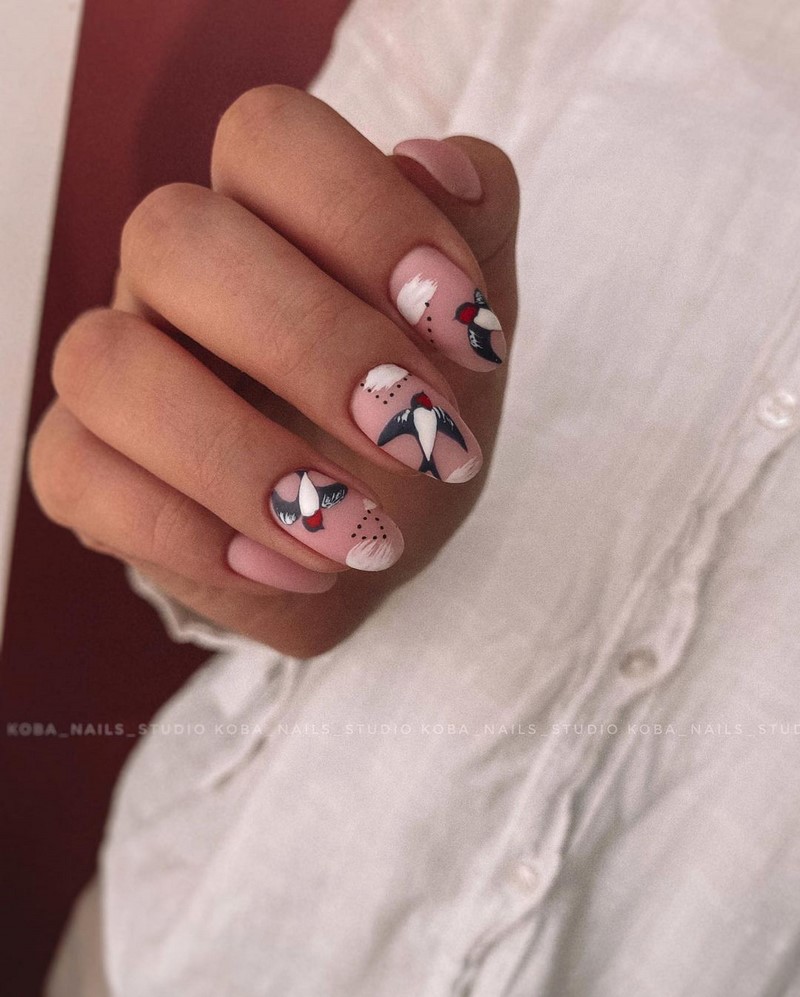 Модные рисунки на ногтях 2026: фото, новинки, идеи