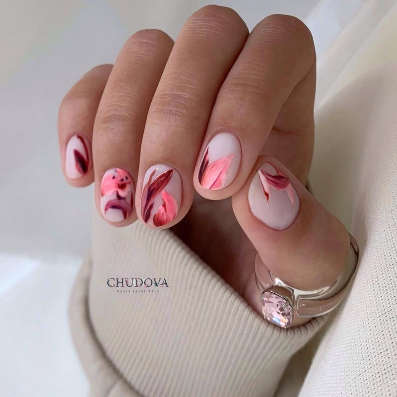 Модные рисунки на ногтях 2026: фото, новинки, идеи