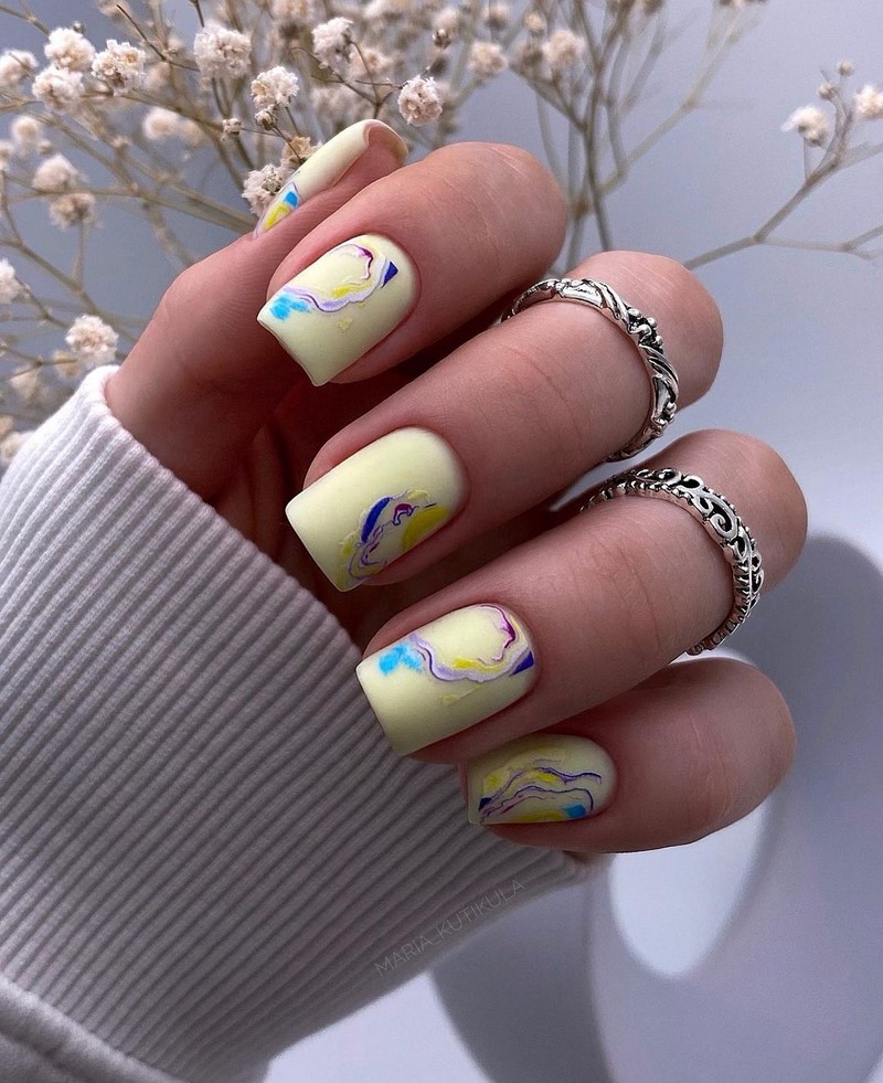 Модные рисунки на ногтях 2026: фото, новинки, идеи