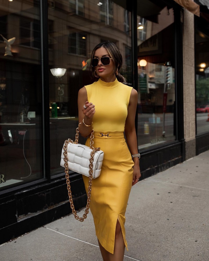 Идеальная юбка-карандаш 2026 в образах на любой случай