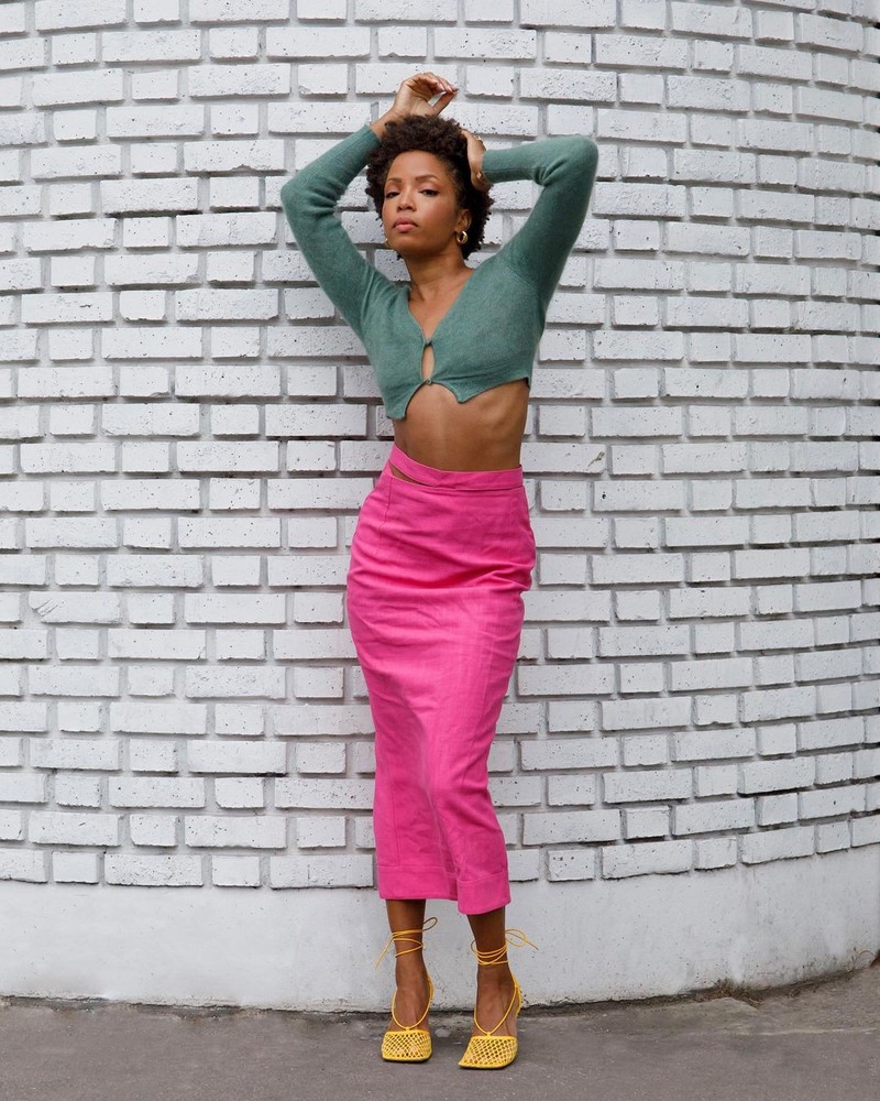 Идеальная юбка-карандаш 2026 в образах на любой случай