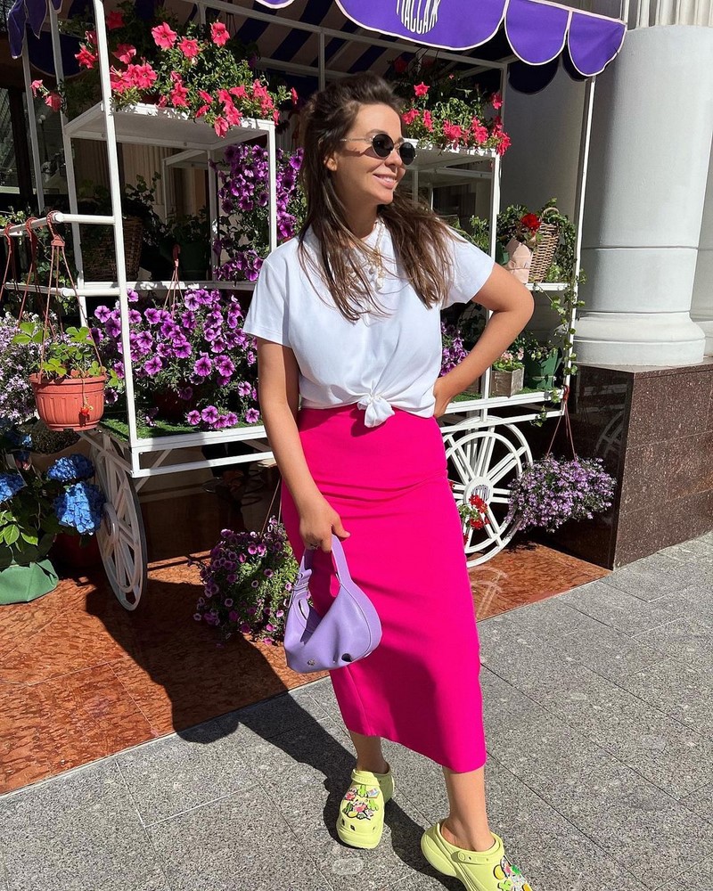 Идеальная юбка-карандаш 2026 в образах на любой случай