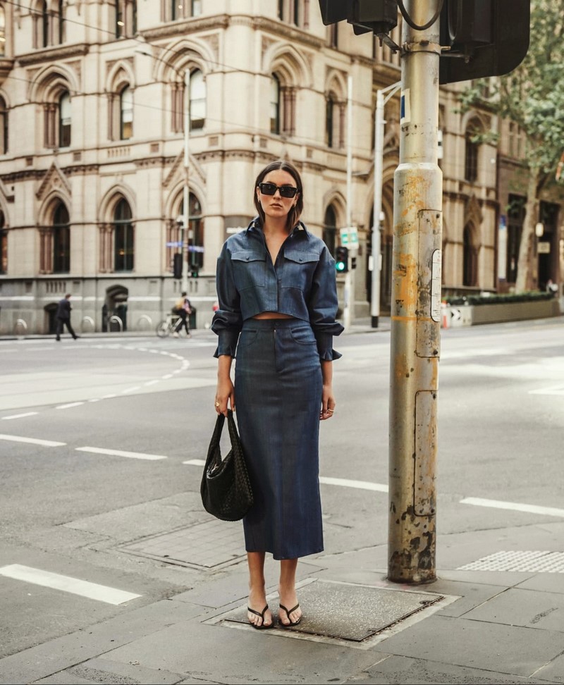 Идеальная юбка-карандаш 2026 в образах на любой случай