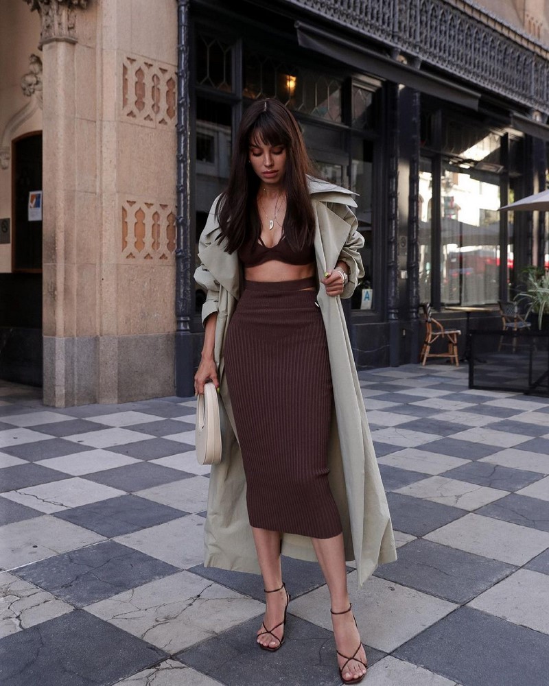 Идеальная юбка-карандаш 2026 в образах на любой случай