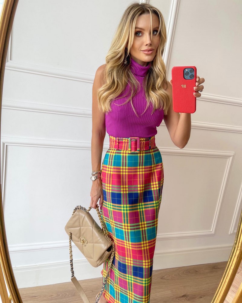 Идеальная юбка-карандаш 2026 в образах на любой случай