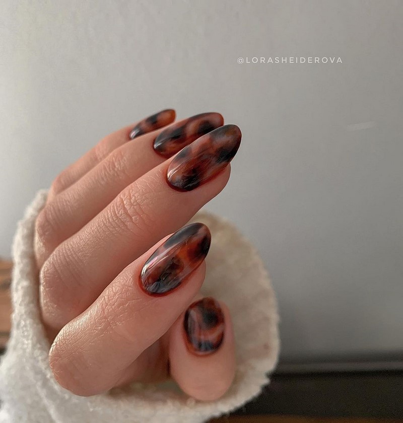 Новинки маникюра на осень 2026: главные тренды и цвета