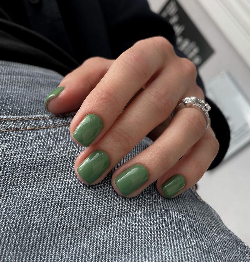 Новинки маникюра на осень 2026: главные тренды и цвета