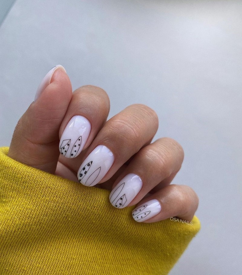 Новинки маникюра на осень 2026: главные тренды и цвета