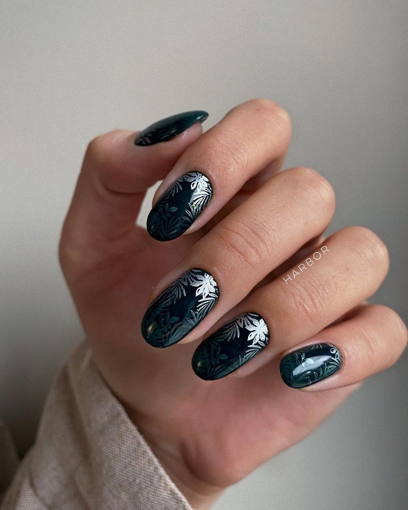 Новинки маникюра на осень 2026: главные тренды и цвета