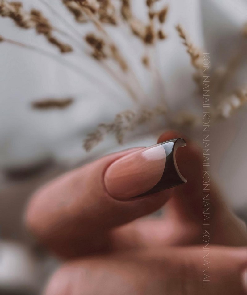 Новинки маникюра на осень 2026: главные тренды и цвета