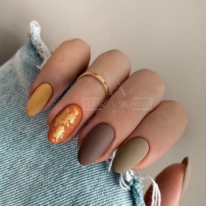Новинки маникюра на осень 2026: главные тренды и цвета
