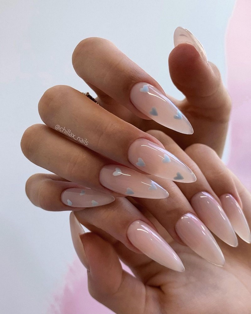 Новинки маникюра на осень 2026: главные тренды и цвета