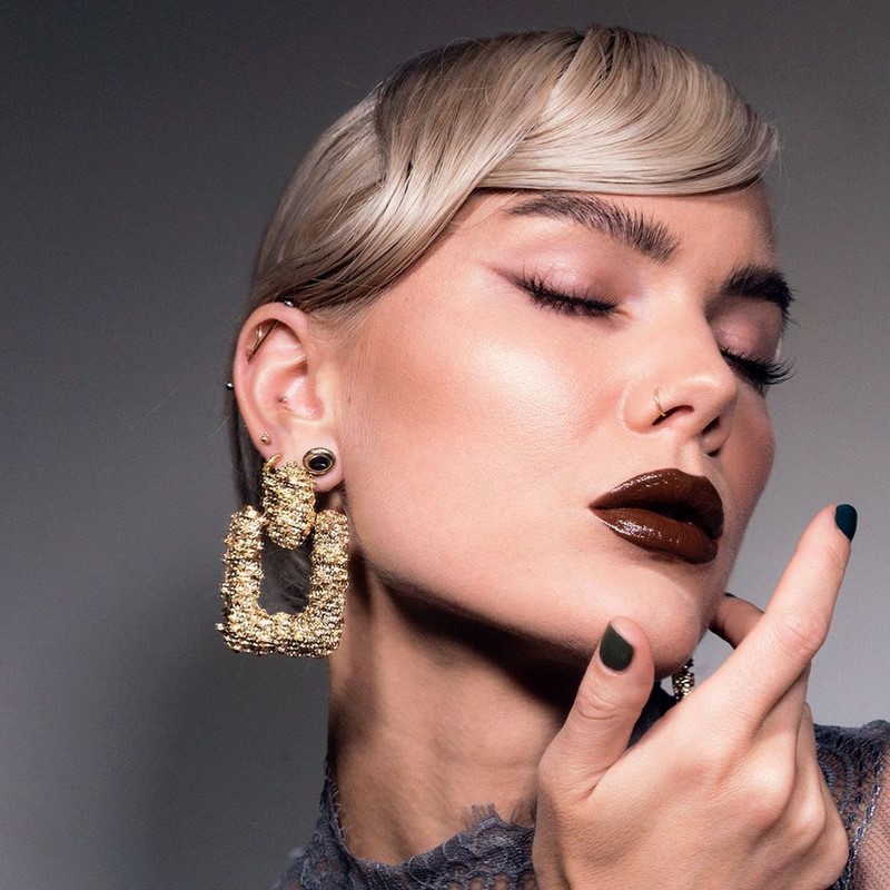 Макияж на Новый год 2027: фото-идеи и новинки