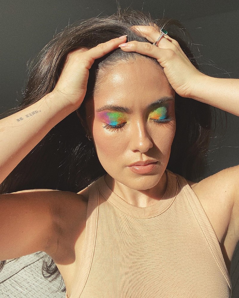 Макияж на Новый год 2027: фото-идеи и новинки