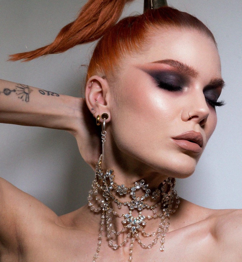 Макияж на Новый год 2027: фото-идеи и новинки