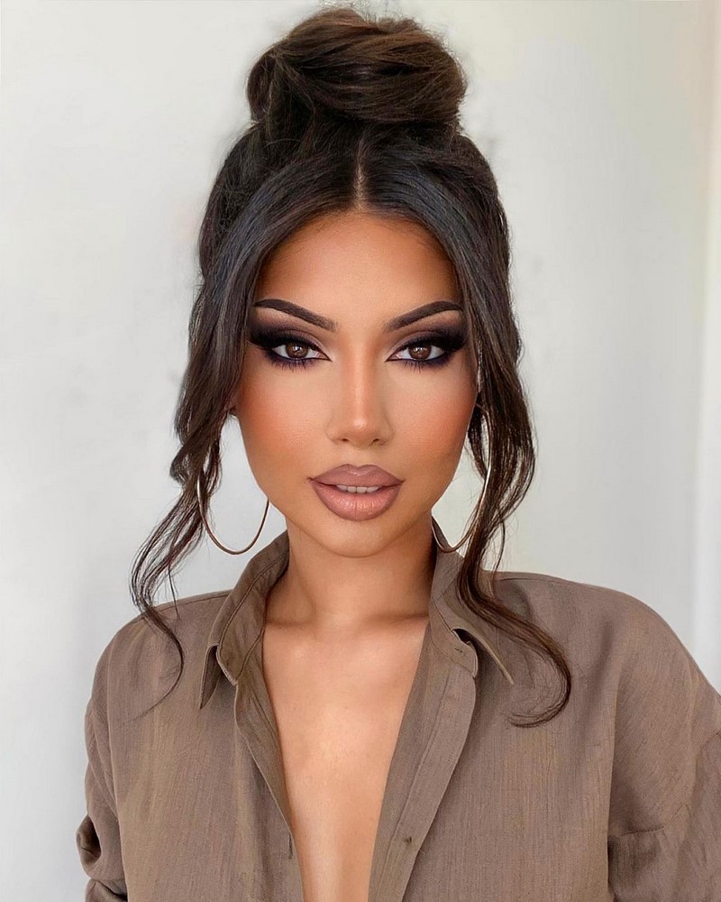 Прически на Новый 2027 год: топовые идеи новогодней прически